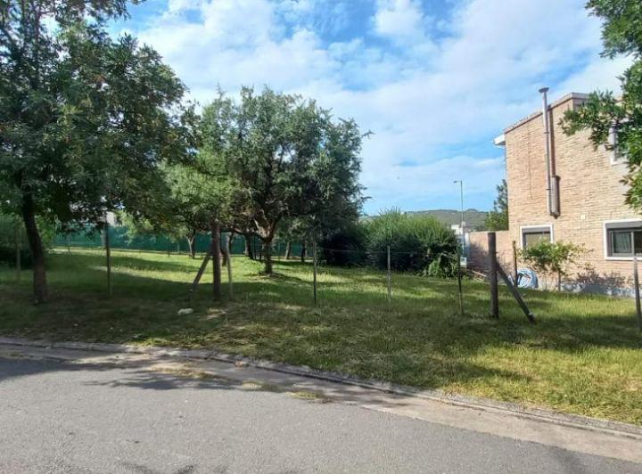 Terreno · 350m²