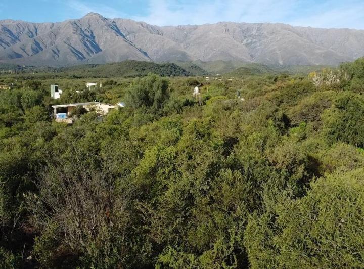 Terreno · 2200m²