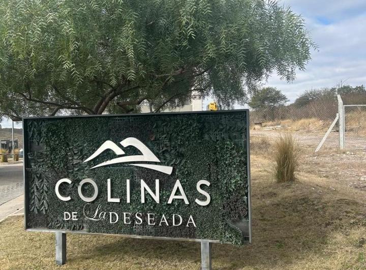 Terreno · 464m²