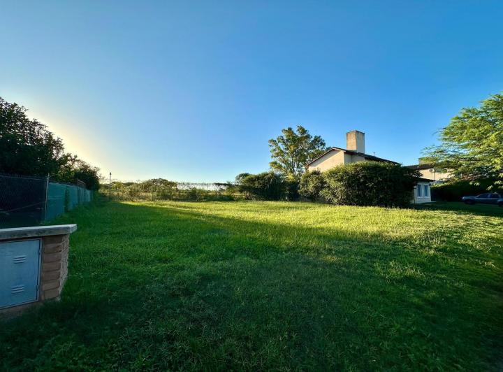 Terreno · 621m²