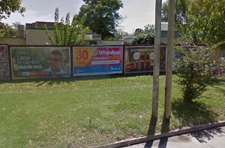 Terreno · 806m²