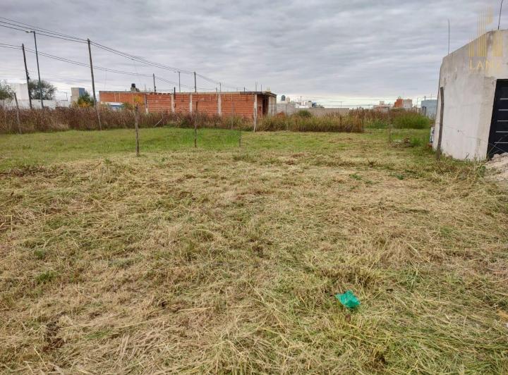 Terreno · 208m²