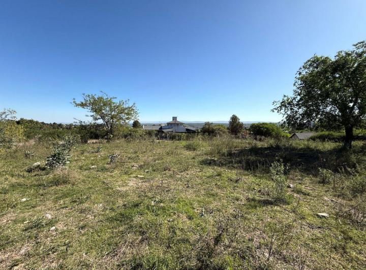 Terreno · 2500m²
