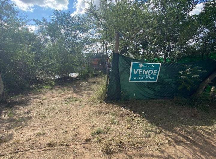 Terreno · 788m²