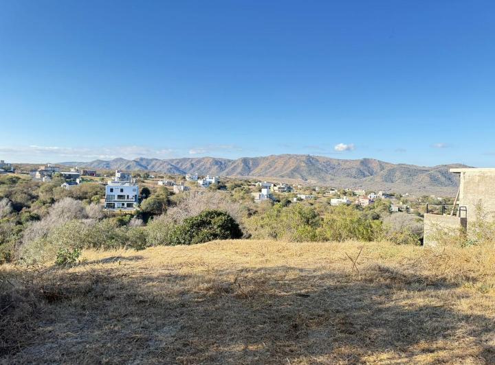 Terreno · 1037m²