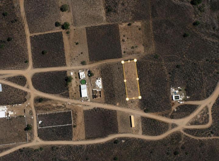 Terreno · 420m²