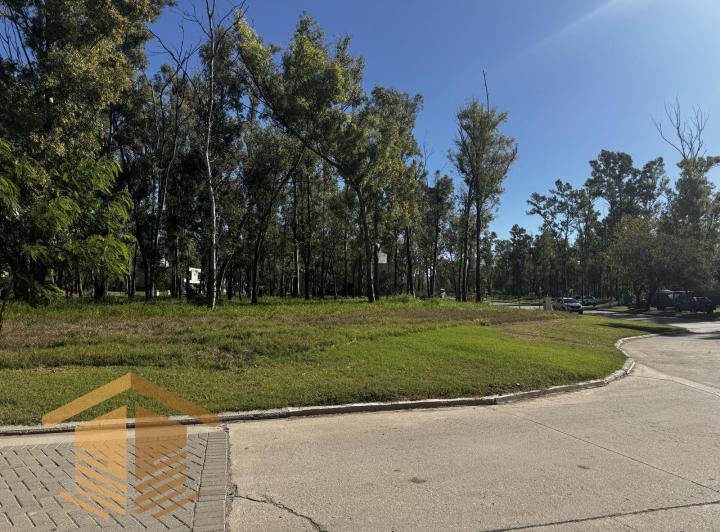 Terreno · 550m²