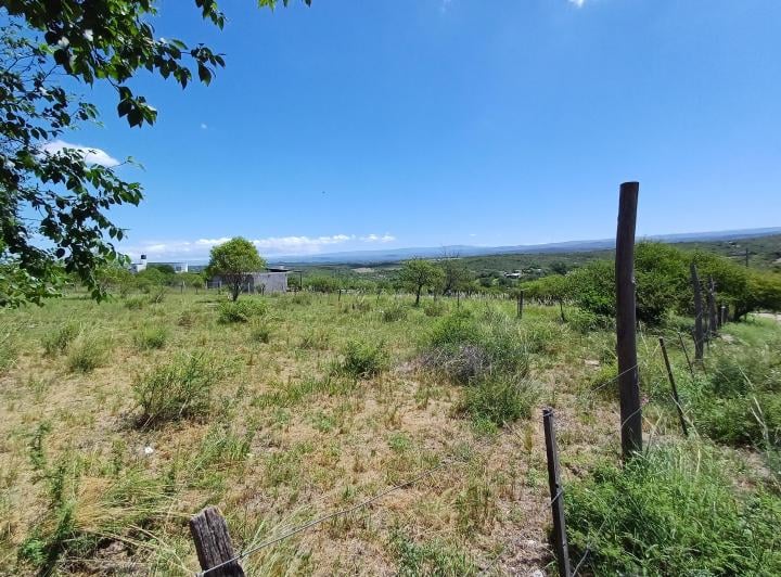 Terreno · 1213m²