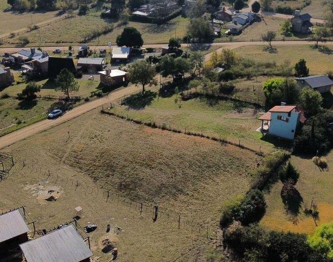 Terreno · 890m²