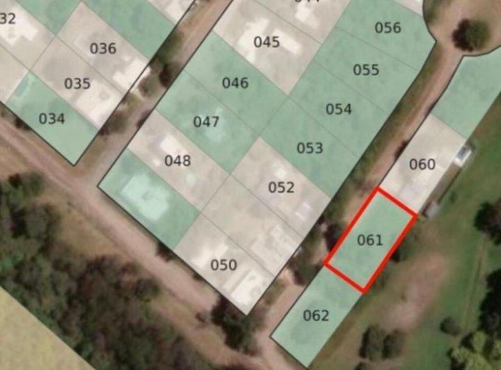 Terreno · 682m²