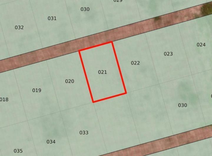 Terreno · 2500m²