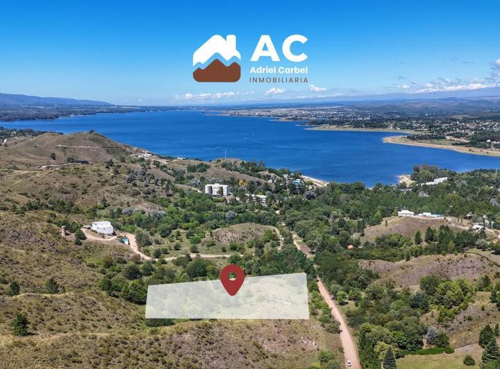 Terreno · 8300m²
