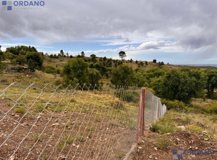 Terreno · 843m²