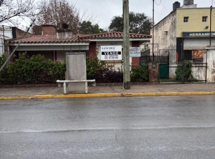 Terreno · 179m²