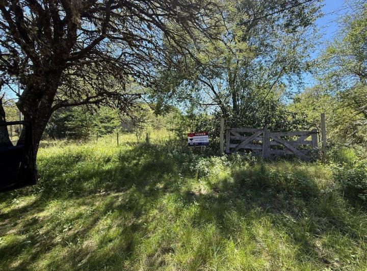Terreno · 606m²