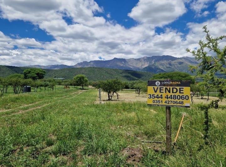 Terreno · 1575m²