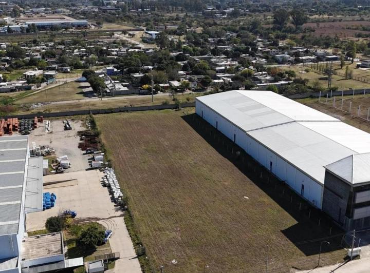Terreno · 7711m²