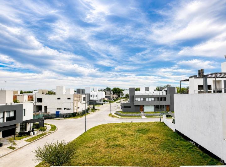 Terreno · 430m²