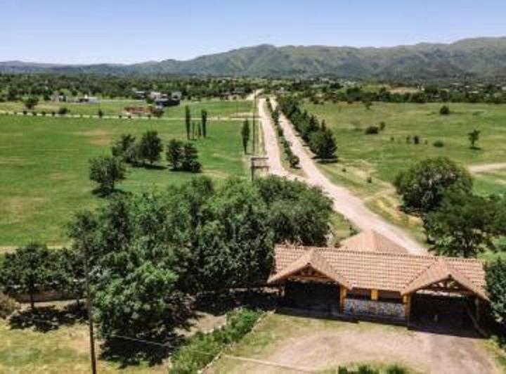 Terreno · 2600m²
