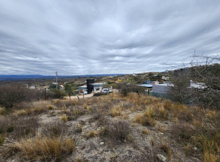 Terreno · 558m²