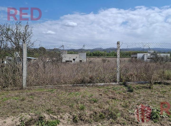 Terreno · 1550m²
