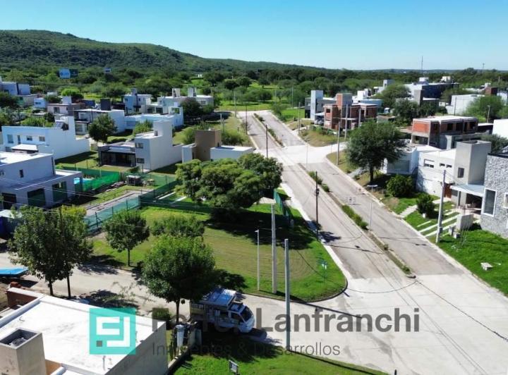 Terreno · 360m²