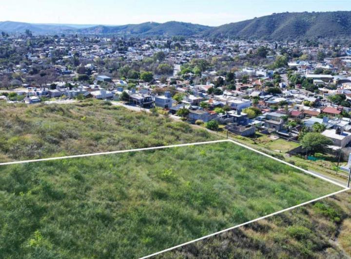 Terreno · 2460m²