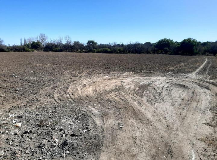 Terreno · 450m²