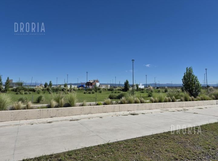 Terreno · 252m²