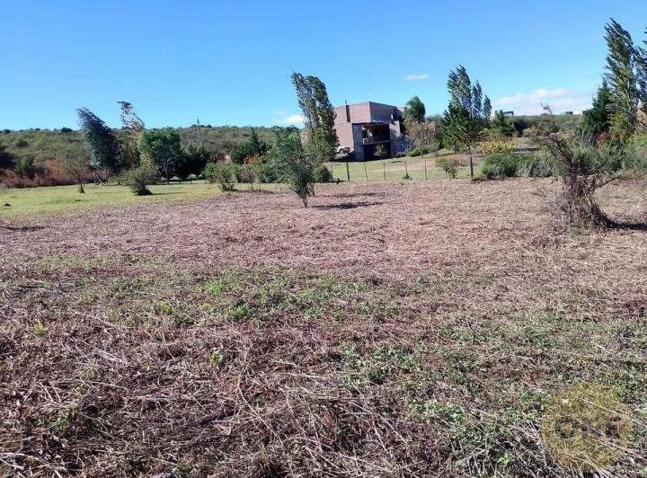 Terreno · 840m²