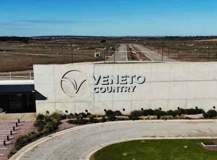 Terreno · 360m²