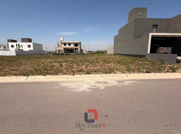 Terreno · 360m²