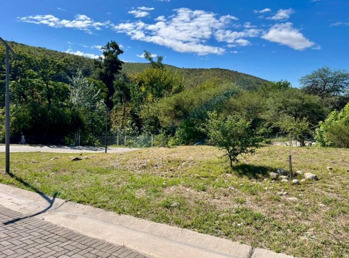 Terreno · 450m²