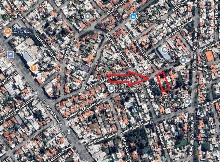 Terreno · 370m²