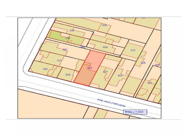 Terreno · 208m²
