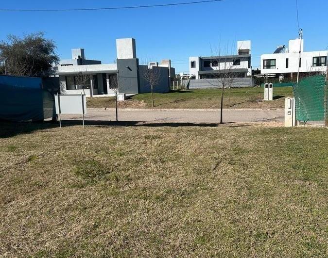 Terreno · 350m²