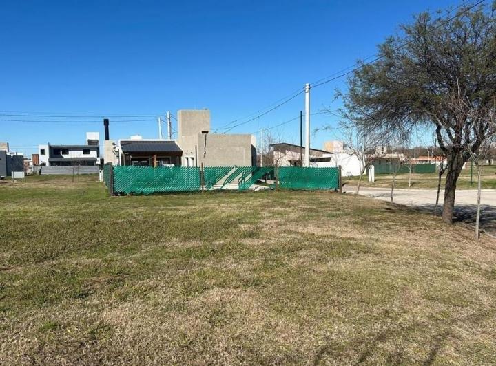Terreno · 432m²