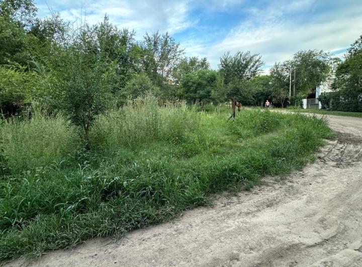 Terreno · 937m²