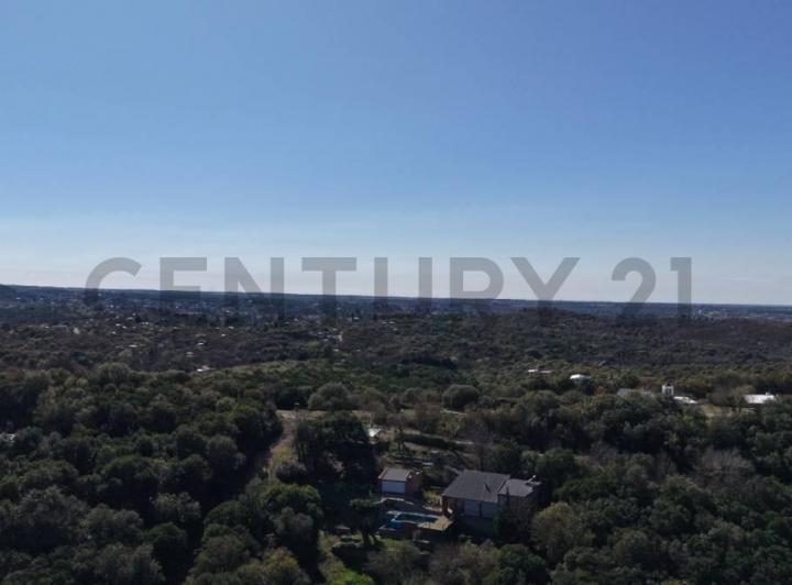 Terreno · 8318m²