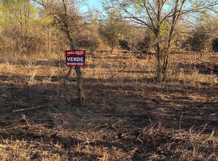 Terreno · 997m²