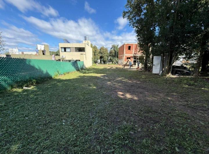 Terreno · 400m²