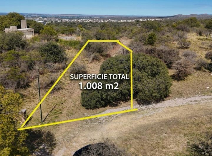 Terreno · 1008m²