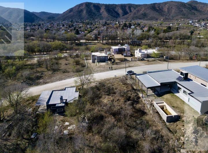 Terreno · 703m²