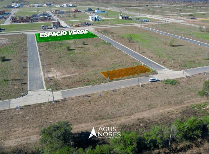 Terreno · 300m²