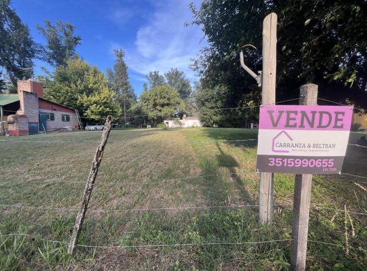 Terreno · 608m²