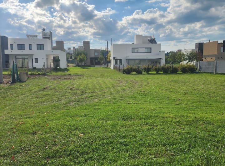 Terreno · 350m²