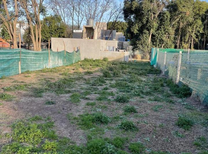 Terreno · 285m²