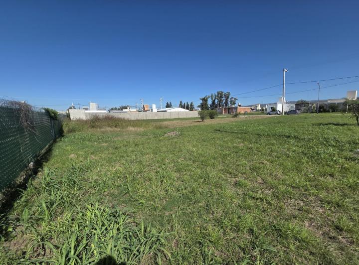 Terreno · 378m²