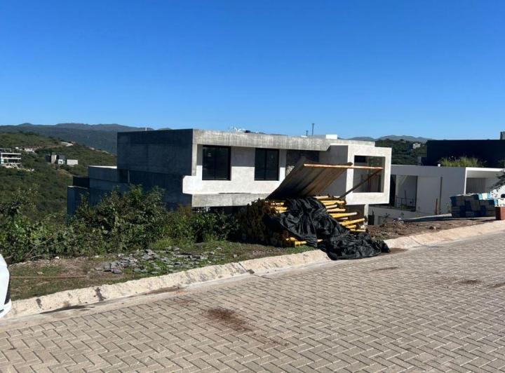 Terreno · 1107m²