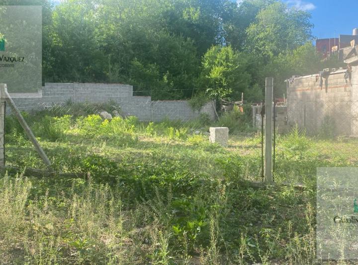 Terreno · 323m²